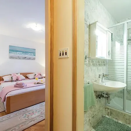 Апартаменты Mediterranean Stone Lady Слано
